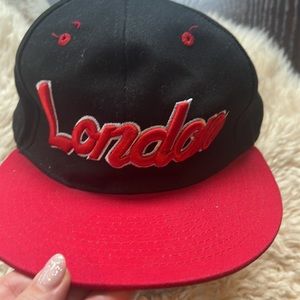 London Bol headwear hat